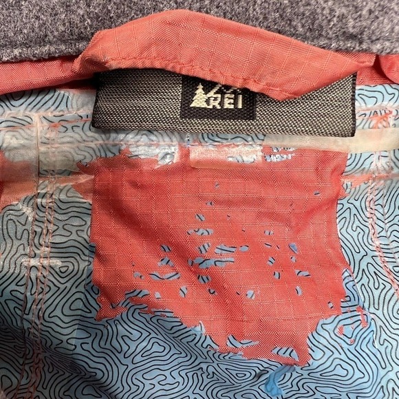 REI Kid's Pink Full Zip Long Sleeve Windbreaker W/Stowaway Hood Jacket XL - Picture 7 of 11